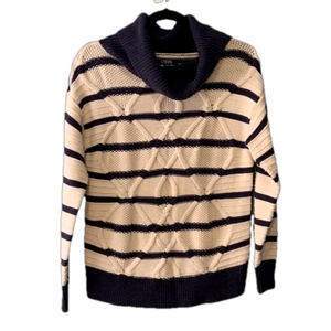 Chaps Navy and Cream Sweater